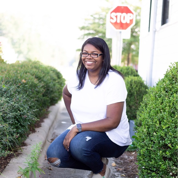 Meet your Posher, Maya - Picture 1 of 1